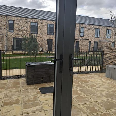 Contemporary Double Ensuite Room Birmingham Exterior foto